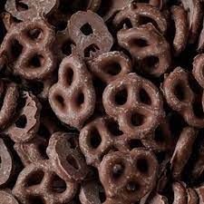 Pretzels, Milk Chocolate Covered (14 oz) - The Nut Garden
